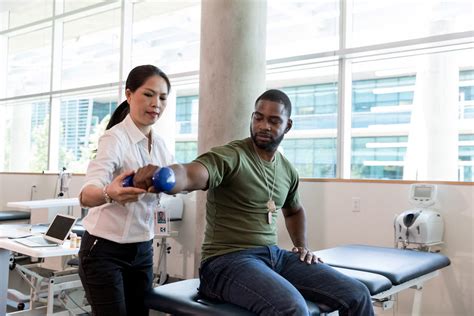 what jobs are similar to physical therapist